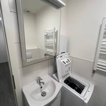 Haeusliche In We15 Koblenz (Rhineland-Palatinate)