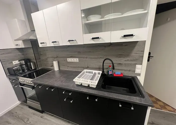 Haeusliche In We15 *